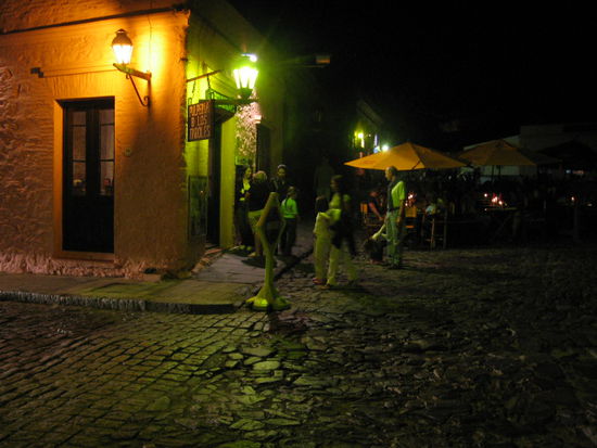 Colonia bei Nacht