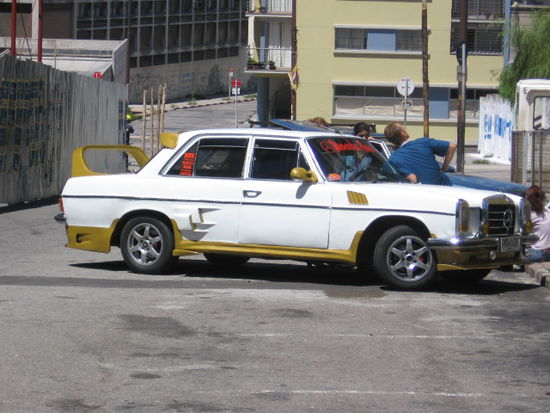 Da sieht man es wieder. Auch an einem Mercedes kann man noch aerodynamische Verbesserungen machen