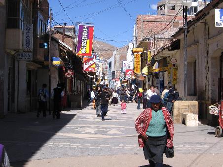 Puno. Fussgaengerzone.