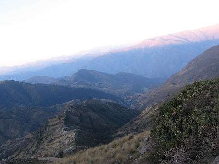 Von Andahuaylas nach Ayacucho.
Sonnenuntergang auf 4.400 m.