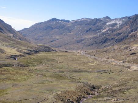 Von Ayacucho nach Pisco.
Ca. 4.000 m.