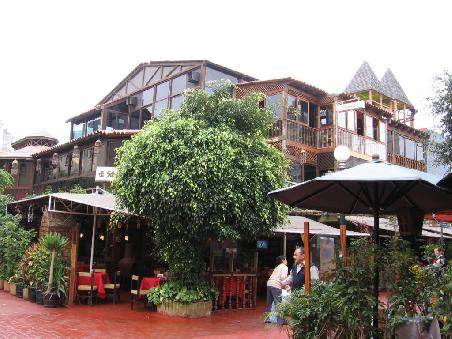 Flaniermeile von Miraflores.
La Pizza genannt.