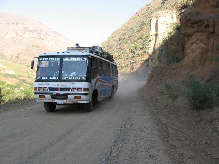 Von Huanuco nach Huaraz. Fuer alle die nicht glauben das hier Busse verkehren.