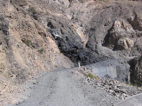 Hier wird Kohle gefoerdert. 4.000m.