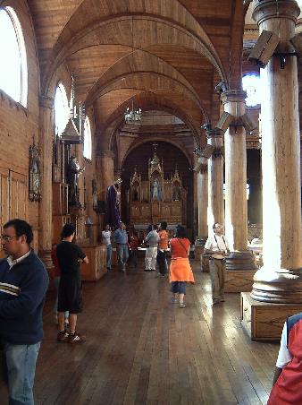 In der Kirche von Castro.