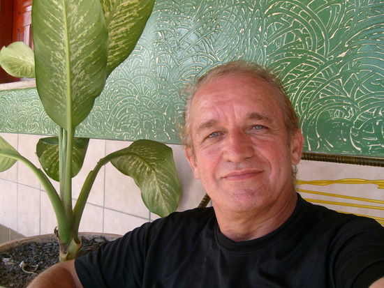 Hallo meine Freunde und Fans. 
Seit gegrüßt.