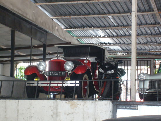 Etwas fuer Oldtimer Freunde. Das Nummernschlid ist interessant