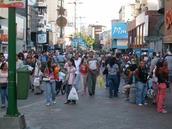Fussgaengerzone in der Naehe der Plaza Venezuela.