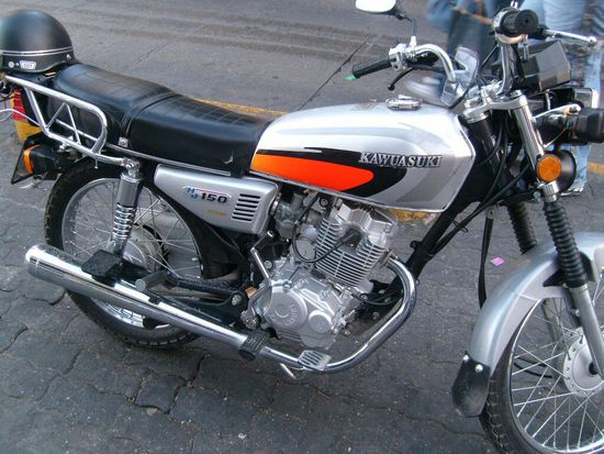 Hab ich bis jetzt nicht gewusst das es so ein Moped gibt.