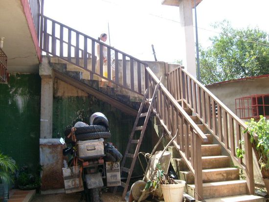 Ein sicherer Platz fuer das Moped.