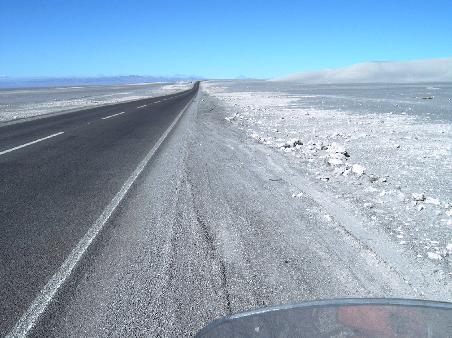 Auf dem Weg nach San Pedro de Atacames ueber Calama.