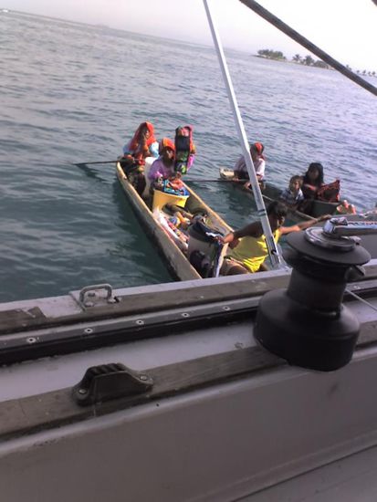 Eingeborene. Sie heissen Cunas.