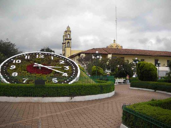 Zacatlan. Die Uhr funktioniert.