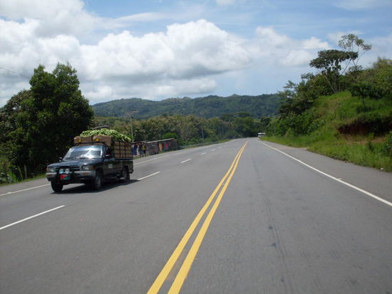 Die Panamericana auf dem Weg nach David.