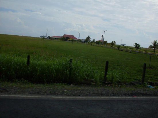 Flughafen von Puerto Limon.