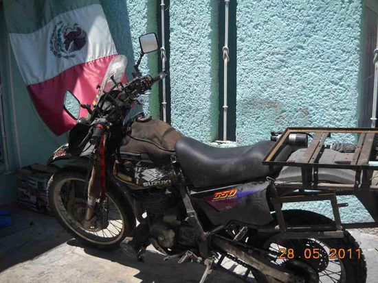 Suzuki DR 650 Bj. 1996, 150.600 km.