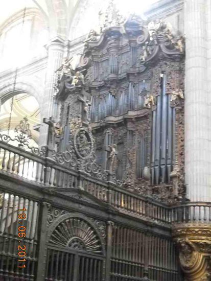 Orgel.