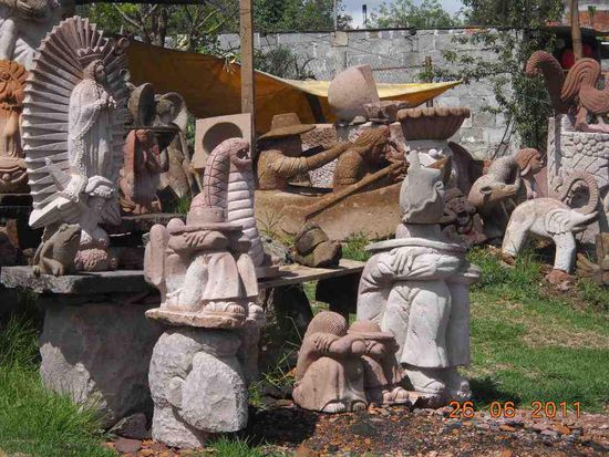 Steinmetz Arbeiten in Tzintzuntzan.