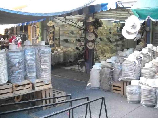 Die Auswahl an Hüten ist groß in Mexiko.