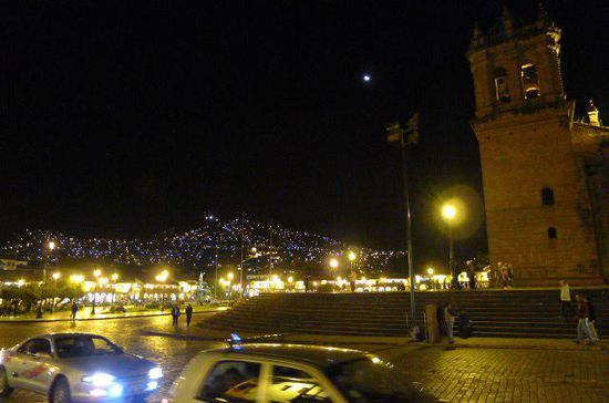 Cusco bei Nacht.