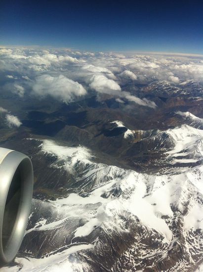 Auf den Anden liegt noch Schnee.