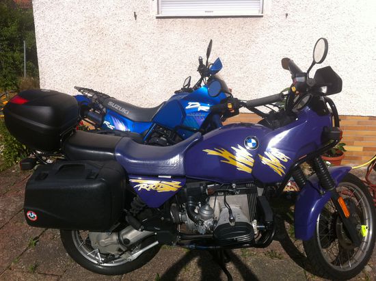 BMW R100GS und Suzuki DR65DRE