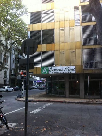 Hotel Austral.