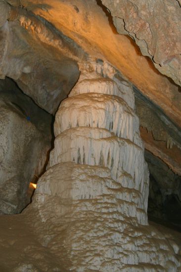 Bridal Cake - Der Hochzeitskuchen - und das in einer Höhle!