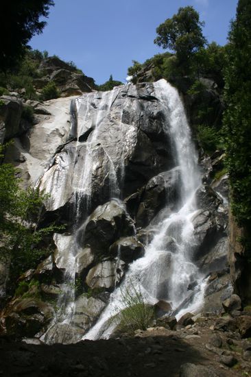 Einer von mehreren tollen Wasserfällen im Kings Canyon
