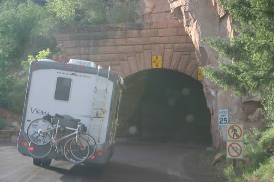 Eingang zum Tunnel