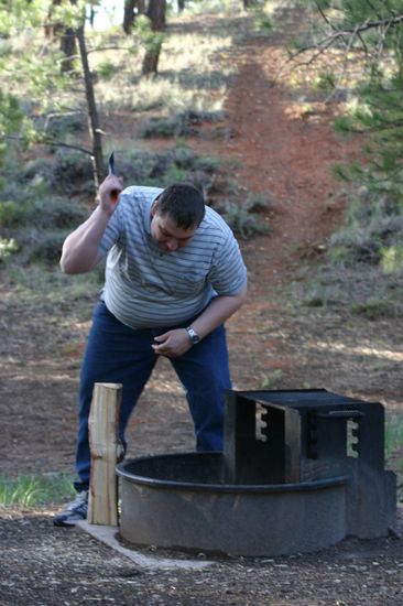 Mir san die lustigen Holzhacker-Buam...