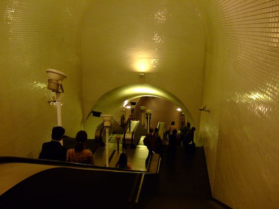 U-Bahn Treppen hinunter