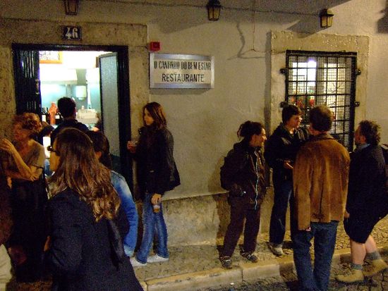 Nachtleben im Altstadtviertel Bairro Alto