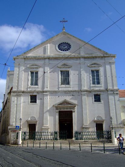 Schlichtaussehende Kirche IGREJA SÃO ROQUE