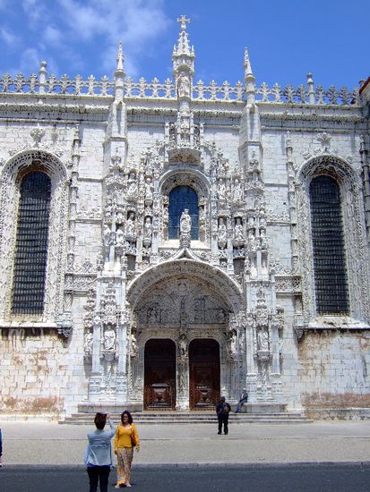 Kleines Eingangstor zum MOSTEIRO DOS JERÓNIMOS (Hironimuskloster)