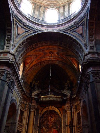 Die grosse Kuppel der BASILICA DA ESTRELA