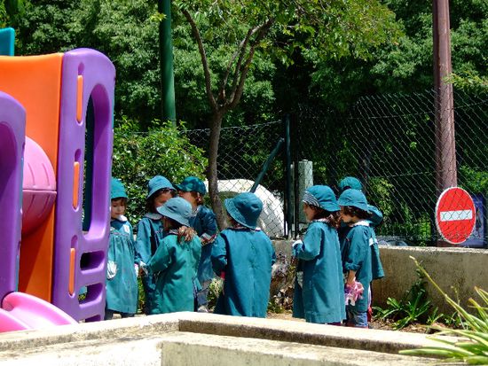 Schuluniform in LISSABON