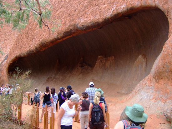 Mystische Orte rund um den ULURU (AYERS ROCK)