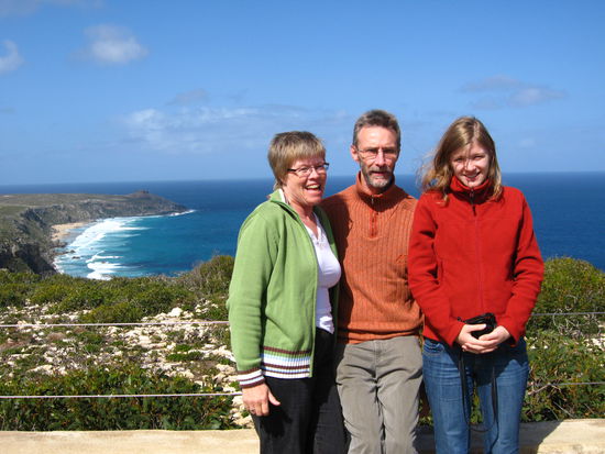 Ein anderer Strand von Kangaroo Island - links auf der Landzunge sind die Remarkable Rocks