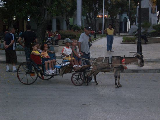 Kindertaxi, Cuban Style