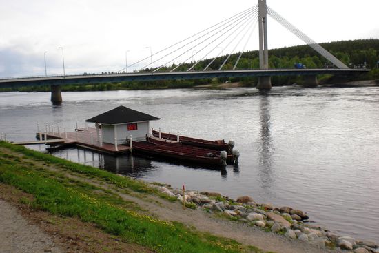 Über diese Brücke bin ich dann auch spaziert.