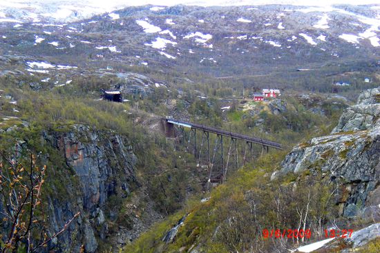 Über diese Brücke fahren die tonnenschweren Erzzüge.