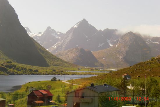 Die Berge wurden immer schroffer und die Ausblicke immer schöner.