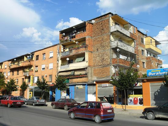 Zurück ging es dann zum Ausgleich durch eine eher durchschnittliche Straße.