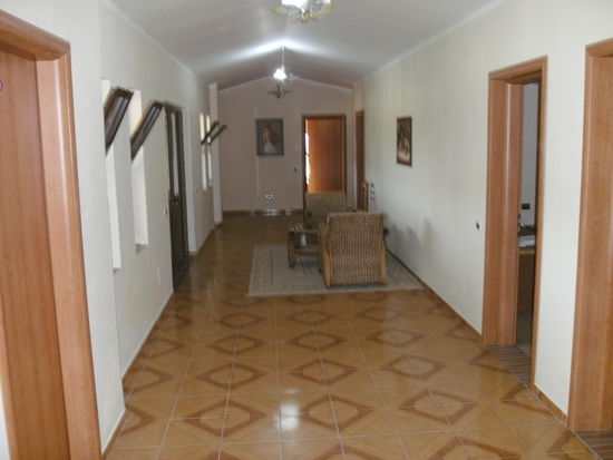 Hotel Keshtjella Margarita von innen.