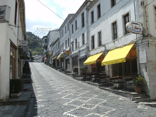 Hauptstraße von Gjirokaster