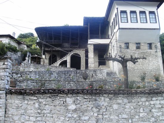 Interessantes Haus im ottomanischen Stil