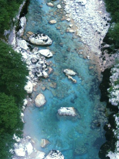 Wasser in der Schlucht