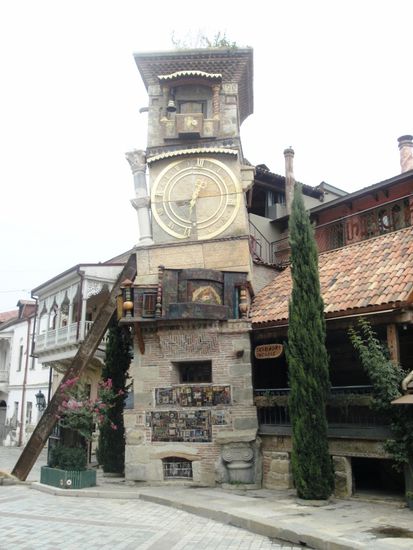 Uhrenturm im Zentrum