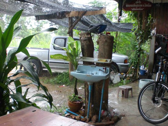 Waschbecken im Freien